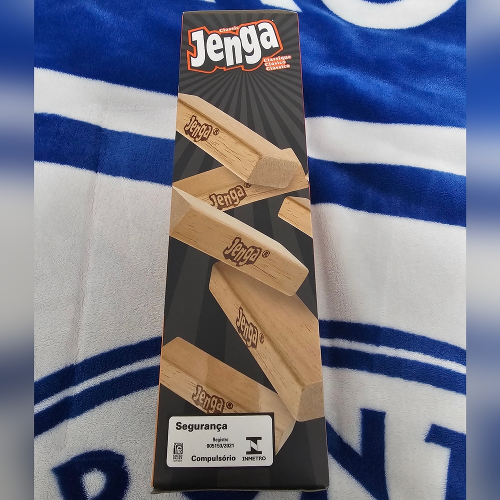 Jenga Classic Block Game - Picture 4 of 6